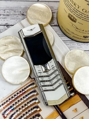 Финская копия Vertu Signature S Design Pure Black Gold (Фиинляндия)