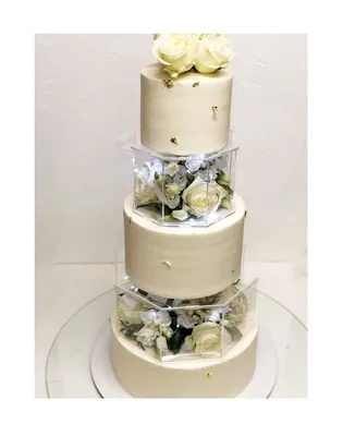 Свадебный белый торт Медовик