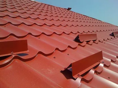 Как установить снегозадержатели на крышу дома? — ТСК «Кровля и Фасад»