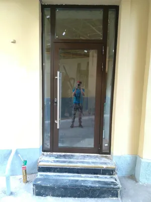 Стеклянная дверь в дом: как выбрать эффектную входную группу подскажут  специалисты vorota24.com.ua / Украина / ЖЖ инфо