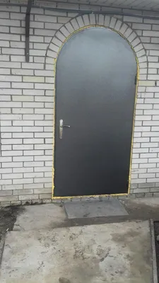 Арочные металлические входные двери купить по ценам производителя в Твери.  Производство и продажа металлических дверей по низким ценам.