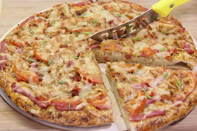 Быстрая пицца на кефире в духовке: рецепт пошагово с фото | Простые рецепты  с фото