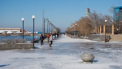 Раскачивающиеся дома и люди на четвереньках: как Владивосток пережил  снежную бурю (фото, видео) ▸ Amur.Life