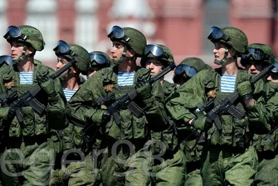 На Урале и в Сибири военных переодевают в новую форму // Новости НТВ