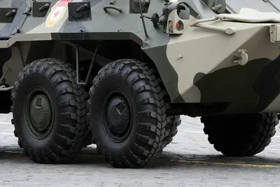 Нужна ли Украине военная техника из Крыма? - BBC News Русская служба