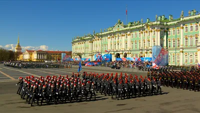 Флаг на 9 мая с надписью \"С днем Победы\" и танками