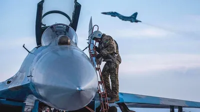 Forbes: украинские военные летчики массово увольняются из ВВС - TOPNews.RU