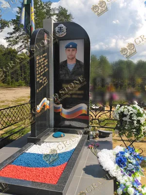 Памятники военным ветеранам на кладбище – фото