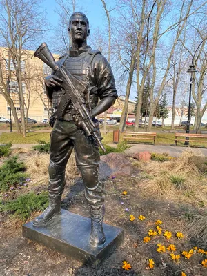 В Санкт-Петербурге открыли памятник великому военному хирургу Владимиру  Оппелю : Министерство обороны Российской Федерации