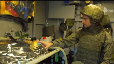 Военный Врач Полуплое Rgb Цвет Вектор Иллюстрации — стоковая векторная  графика и другие изображения на тему Военное дело - Военное дело,  Вымышленный персонаж, Характеры - iStock