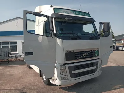 VOLVO FH13 480 6×2 Manual chassis truck – Machitruck online marketplace