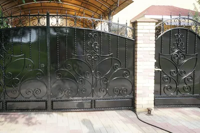 Дом: Ворота с калиткой для частного дома на сайте  https://roomester.ru/dom/vorota-s-kalitkoj.html | Ворота, Железные ворота,  Ворота своими руками