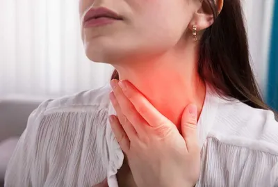 Почему болит горло снаружи: причины и способы лечения
