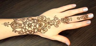 Мехенди на ноге,мехенди,временное тату,mehndi,hennatattoo | Узоры хной,  Мехенди, Сексуальные татуировки