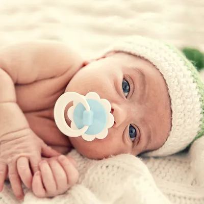 Как одеть новорожденного на выписку зимой или холодной осенью: рекомендации  от многодетной мамы | Душистый БОРЩ | Дзен