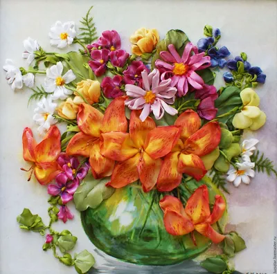 Картина лентами Букет с садовой лилией | Вышивка на шелковых лентах,  Искусство из лент, Лилии