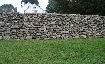 Забор из натурального камня. Технология строительства забора на века -  Статья - Журнал - FORUMHOUSE