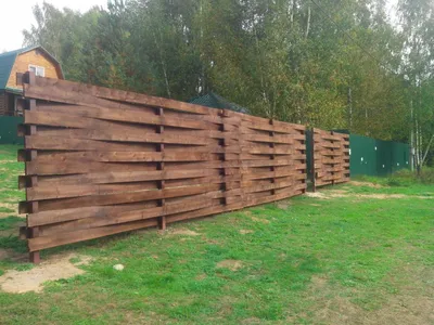 Забор с обрезной доски