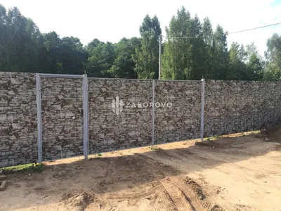 Окрашенный забор из профнастила под камень под ключ в Москве по цене 1 653  руб. п/м