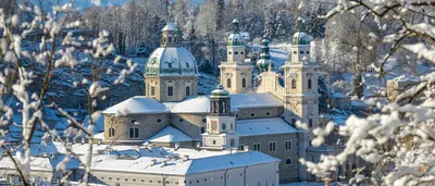 Salzburg panorama during winter : salzburg.info