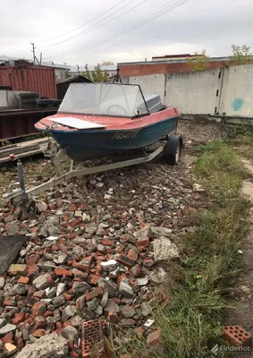 Тент для лодки Крым-3, на штатное стекло.