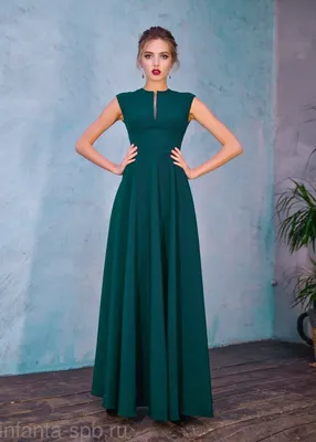 Платье темно зеленого цвета