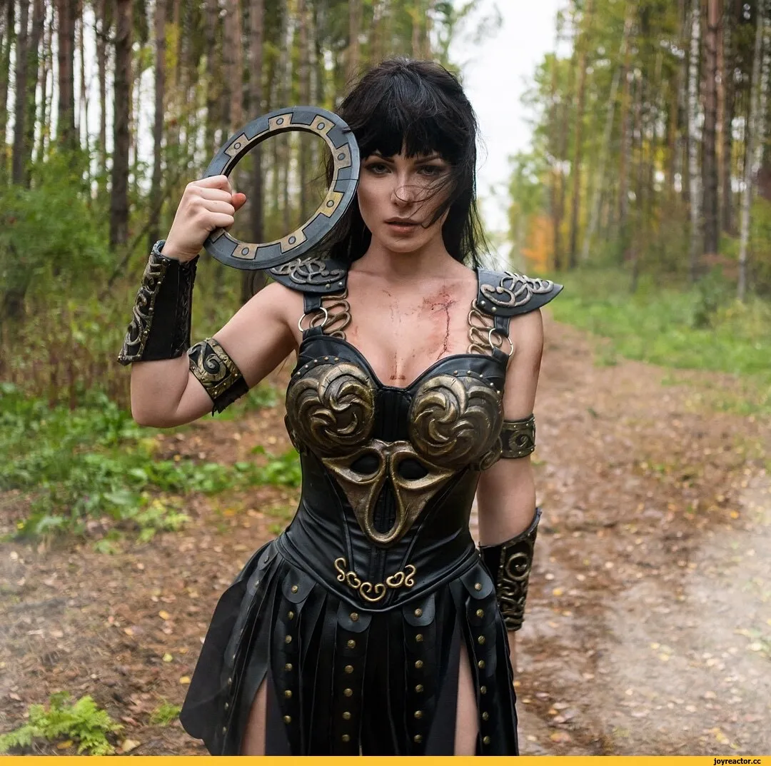 Mistress Xena Chicago