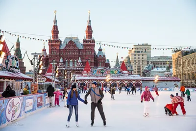 Зимняя Москва Туристы на Красной площади, Редакционное Изображение -  изображение насчитывающей зодчества, заморозок: 162106055