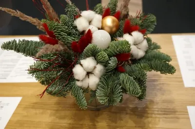 New Year's bouquet with champagne and sweets. Easy and simple DIY gift. -  YouTube
