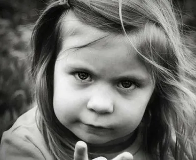 Злая Девушка — стоковые фотографии и другие картинки 4-5 лет - 4-5 лет,  Выражение лица, Гнев - iStock