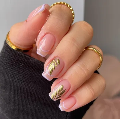 Emerald green and gold nails : r/RedditLaqueristas