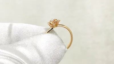 Серьги \"Розы\" с бриллиантами в интернет-магазине Ярмарка Мастеров по цене  78000 ₽ – 9TLHLBY | Серьги классические, Москва - доставка по России